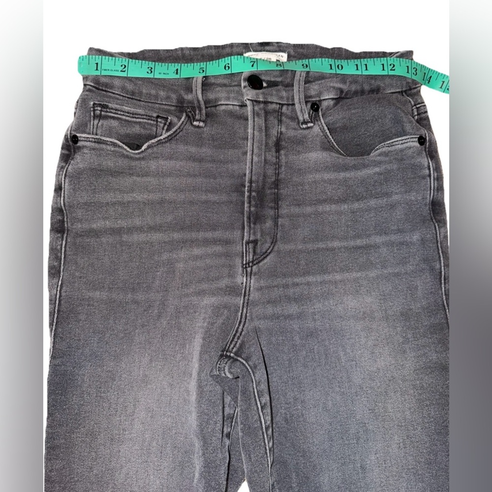 Good American Good Waist Crop Raw Hem Jeans Black180 Size 28 - Picture 10 of 11